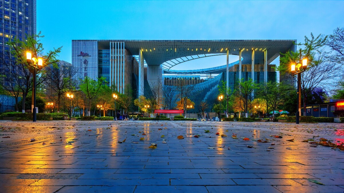 夜色中的南京图书馆1 南京 - 树影m马洪伟 - 图虫